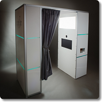 black-velvet-photo-booth-photo-booth-rentals-md